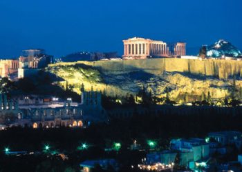 Διεθνή βραβεία τουρισμού κέρδισαν Αθήνα και Ακρόπολη