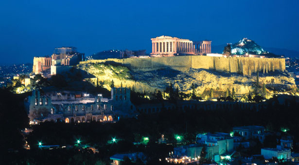Διεθνή βραβεία τουρισμού κέρδισαν Αθήνα και Ακρόπολη