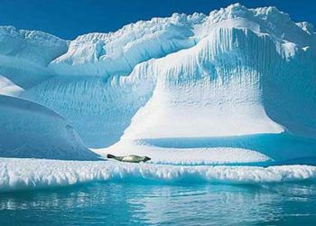 Στη μικρότερη επιφάνεια στην ιστορία έφθασαν οι πάγοι της Αρκτικής