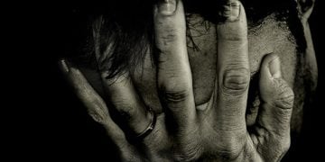 Απελιπισία οδήγησε 34χρονο σε αυτοπυρπολισμό