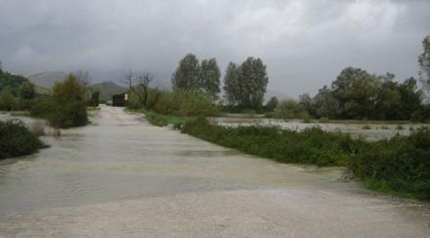 Ιωάννινα: Ισχυρή κακοκαιρία προκαλεί προβήματα σε όλο το νομό