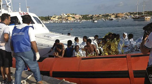 Αβάσταχτη τραγωδία από ναυάγιο με μετανάστες στην Ιταλία