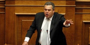 Αδιάβαστοι ψηφίζουν τα μέτρα που διαλύουν την ελληνική κοινωνία (video)