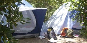 Δείτε τα 10 καλύτερα οργανωμένα camping της Ελλάδας