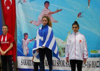 Η 13χρονη Κατερίνα Αποστολίδου σήκωσε ψηλά την ελληνική σημαία μέσα στην Τουρκία!