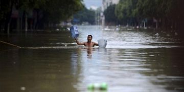 Κίνα: 230 οι νεκροί και αγνοούμενοι λόγω πλημμυρών