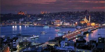 Λόγια και χρώματα της Κωνσταντινούπολης