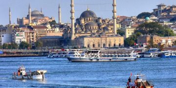 В России прозвучало предложение о переименовании Стамбула в Константинополь