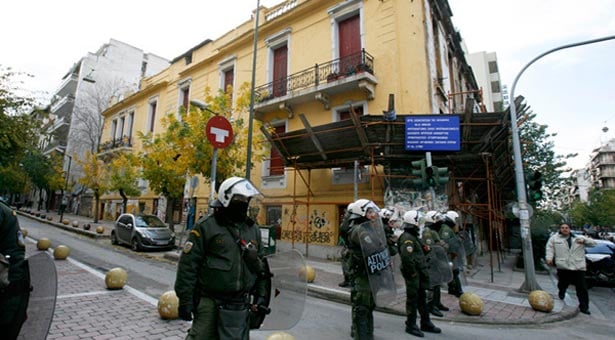 Στην Ευελπίδων οι συλληφθέντες στην βίλα Αμαλία