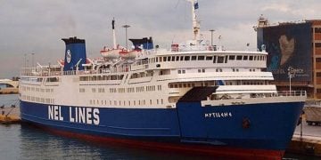Σάμος: Πρόσκρουση πλοίου στην προβλήτα