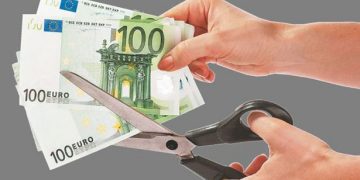 Μέτρα 8 δισ. ευρώ σε 17 μήνες πρότεινε η κυβέρνηση