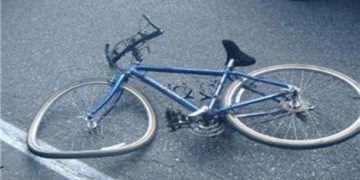 Αναζητείται οδηγός που τραυμάτισε θανάσιμα ποδηλάτη