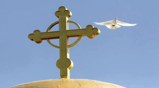 Τοποθέτηση σταυρού στον τρούλο της Παναγίας Σουμελά