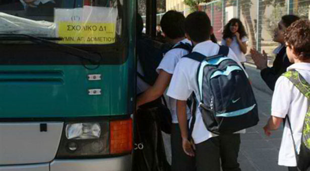 Θεσσαλονίκη: Φωτιά σε λεωφορείο με 60 μαθητές