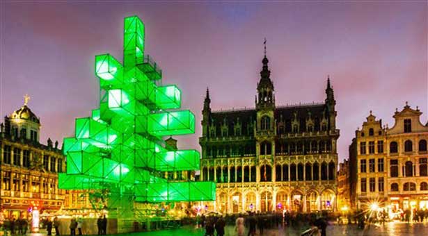 Βρυξέλλες: Χριστουγεννιάτικο δένδρο ή φαρμακείο;