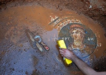 Ψηφιδωτό με ελληνικές μορφές βρέθηκε στην αρχαία Όλβα της Κιλικίας (φωτο)
