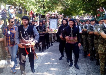 Κορυφώθηκαν οι εορταστικές εκδηλώσεις στην Παναγία Σουμελά, στο Βέρμιο (ρεπορτάζ-φωτο)