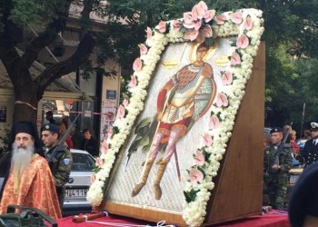 Θεσσαλονίκη: Σε κλίμα συγκίνησης η λιτάνευση της εικόνας του Αγίου Δημητρίου