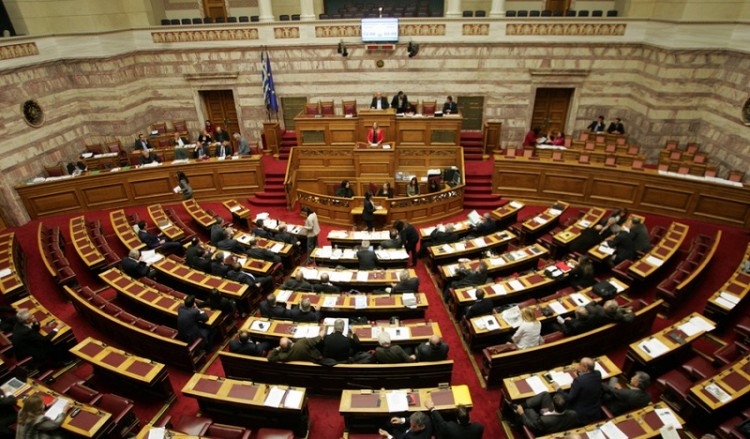 Στη Βουλή το σχέδιο νόμου για τον εξωδικαστικό συμβιβασμό