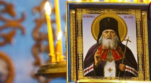 Τα λείψανα του Αγίου Λουκά του Ιατρού από την Κριμαία στην Πάτρα