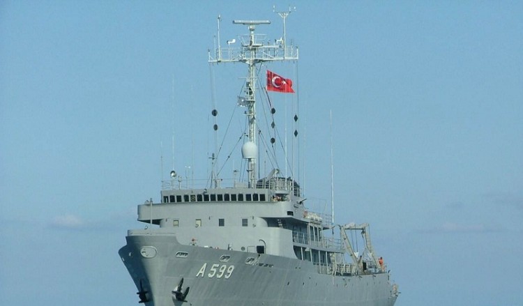 Το «Τσεσμέ» βγαίνει στο Αιγαίο – Συνεχίζουν τις προκλήσεις οι Τούρκοι