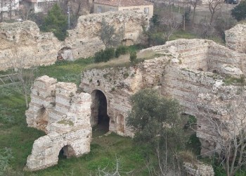Οι ανασκαφές στην Εκκλησία των Παλατιών της Σινώπης Πόντου (φωτο)