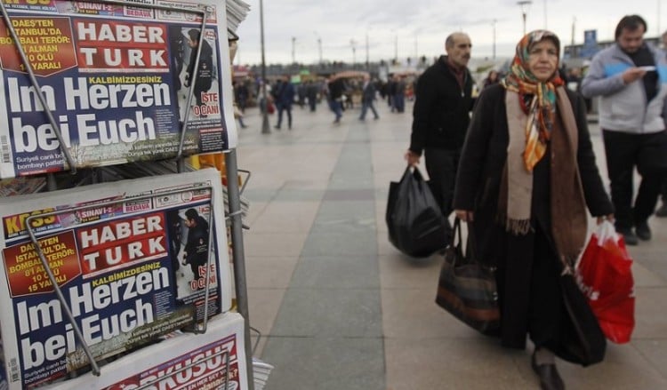 Τουρκάλα αρθρογράφος καταγγέλλει πολιτική αφομοίωσης μειονοτήτων στην Τουρκία