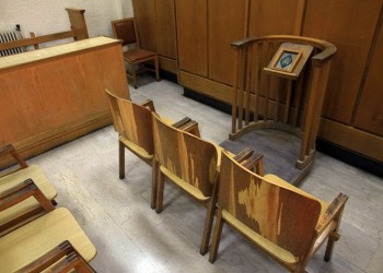 Δίκη Τοπαλούδη: «Είναι αθώος» λένε η γιαγιά και ο πατέρας του Ροδίτη κατηγορούμενου