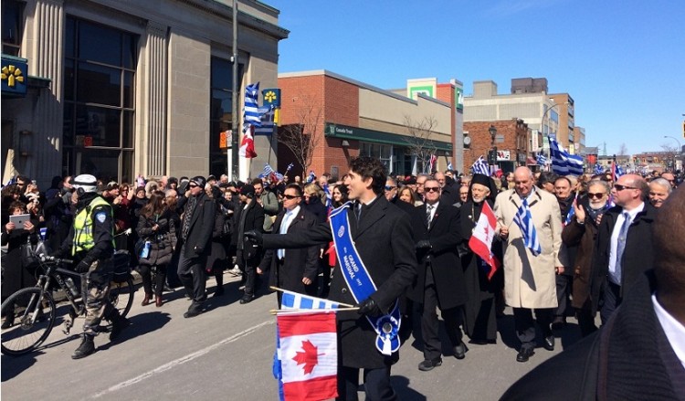 Μεγαλειώδης παρέλαση στο Μόντρεαλ για την 25η Μαρτίου – «Ζήτω η Ελλάς» από τον Καναδό πρωθυπουργό
