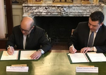 Αμυντική συμφωνία Γαλλίας-Κύπρου με φόντο την κυπριακή ΑΟΖ