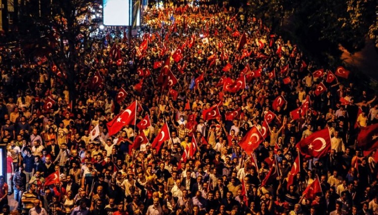 Μπορεί η τουρκική διασπορά να παίξει ρόλο στο αποτέλεσμα του δημοψηφίσματος;