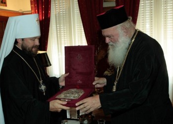 Πρόσκληση στον αρχιεπίσκοπο Ιερώνυμο να επισκεφθεί την Εκκλησία της Ρωσίας