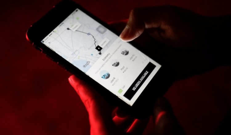 Η Uber χάνει την άδεια λειτουργίας για το Λονδίνο