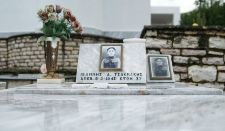 Θεσσαλονίκη: Αφιερωμένο στους 7.976 νεκρούς του ΄40 το βιβλίο του Γ. Σούρλα