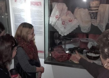 Επίσκεψη φοιτητών στο μουσείο της Μέριμνας Ποντίων Κυριών