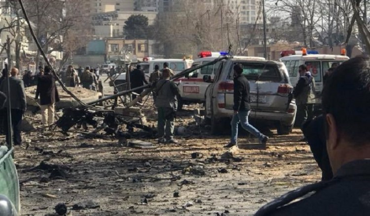 Πολύνεκρη βομβιστική επίθεση στην Καμπούλ