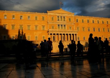 Ο μιμητισμός, τραγωδία των Ελλήνων: Από τα θέματα των ομοφυλοφίλων έως τα Θρησκευτικά