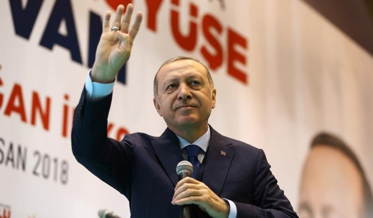 Ο Ερντογάν ζητά από τους Κούρδους να τον ψηφίσουν!