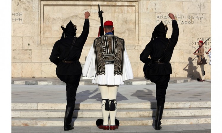 Όλα όσα αποφάσισε ο ΣΠΟΣ Νοτίου Ελλάδος και Νήσων για τις εκδηλώσεις μνήμης στην Αθήνα – Πότε θα γίνει η αλλαγή της Προεδρικής Φρουράς