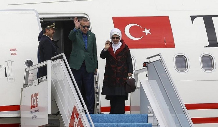Ο Ερντογάν μεταφέρει την προεκλογική εκστρατεία από την Τουρκία στη Βοσνία