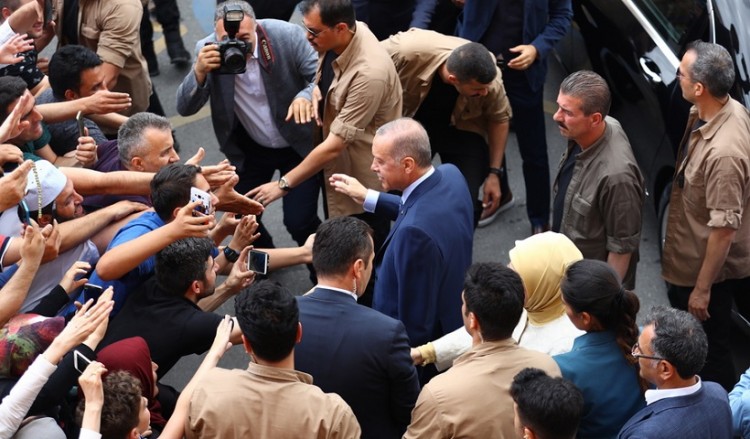 Εκλογές Τουρκία: Ο Ερντογάν προηγείται με ποσοστό 58,9%