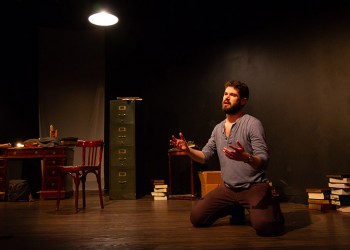 «Μια Ιλιάδα» κατακτά τη θεατρική σκηνή της Ουάσινγκτον