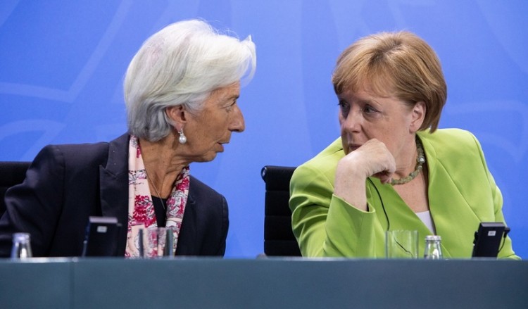 Λαγκάρντ: Το ΔΝΤ θα μείνει στο ελληνικό πρόγραμμα, το πώς θα το δούμε στις 21 Ιουνίου