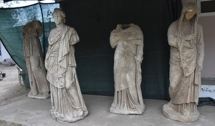 Στη Μαγνησία της Μικράς Ασίας βρέθηκαν 6 αγάλματα που προκαλούν ερωτηματικά (φωτο)