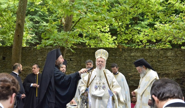 Η Παναγία θα τιμηθεί και φέτος στα ερείπια της Μονής Φανερωμένης στην Κύζικο