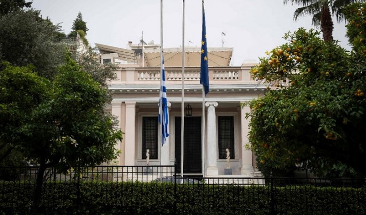 Σχέδιο για την τόνωση της ελληνικής οικονομίας παρουσιάζει αύριο η κυβέρνηση