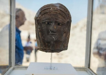 Αρχαιοελληνικής τεχνοτροπίας η επιχρυσωμένη μάσκα που βρέθηκε στη Σακκάρα