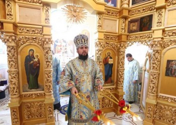 Ο μητροπολίτης Επιφάνιος εξελέγη επικεφαλής της Εκκλησίας της Ουκρανίας