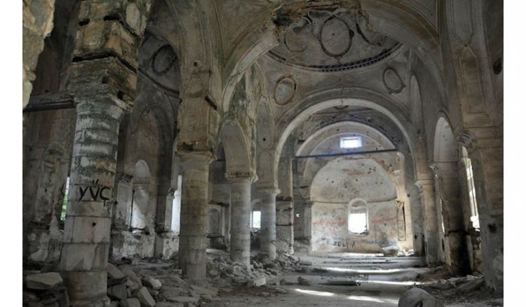 Λαθρανασκαφείς καταστρέφουν την εκκλησία του Αγ. Νικολάου στο Κελεμπέσι Ιωνίας