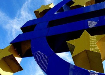 Economist: Η Ευρωζώνη επιστρέφει στα πρόθυρα της ύφεσης
